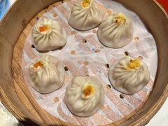 蟹粉小笼包-绿波廊(豫园店)