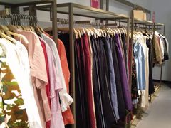 -URBAN REVIVO(北京斯普瑞斯奥特莱斯店)