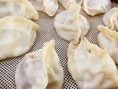 牛肉蒸饺-清真老铁家灌汤包