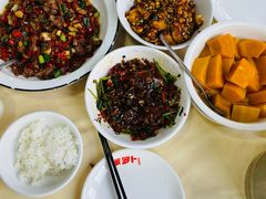 -笨罗卜浏阳菜馆(太平街店)