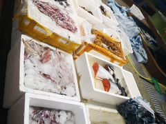 -渔人湾码头海鲜市场负二楼