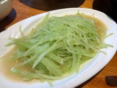 清炒莴笋-禧福徕盆盆香川菜馆