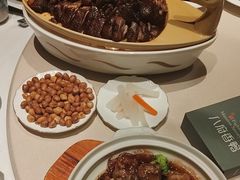 -八府香鸭·啫啫煲(华山路店)