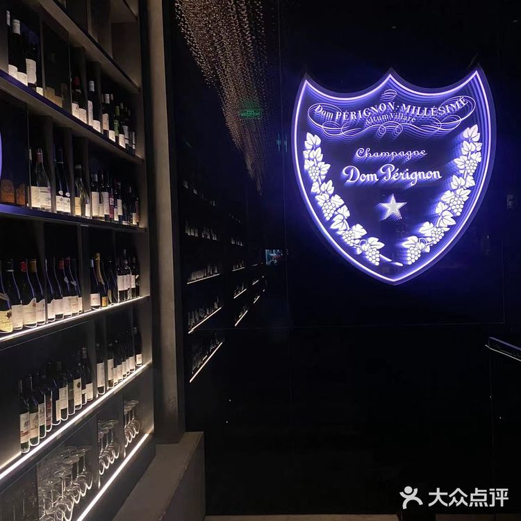 在杭州闹市这样寸土寸金的地方