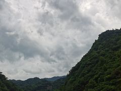 -燕子河大峡谷天坑仙境