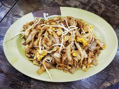 牛肉鸡蛋炒牛河-贞姨美食·老字号海鲜大排档