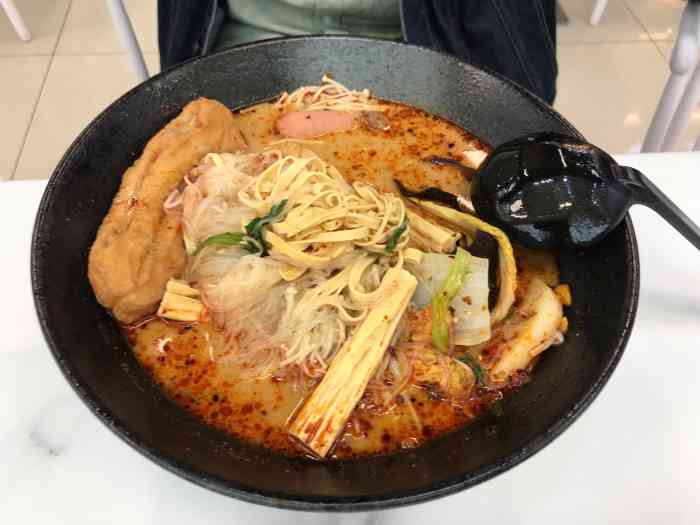 猫南北麻辣烫(哈西店)