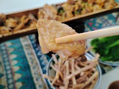 -刘姐啤酒鱼民族演艺餐厅(西街总店)