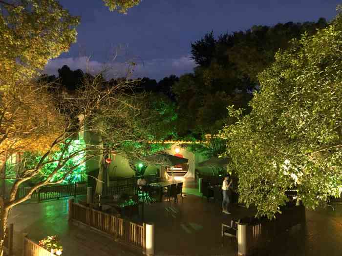 翠山花园酒店(青山店)