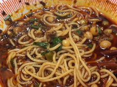 -霸舌生滚牛肉米粉(天生街道店)
