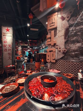 双人套餐才18元。我必须说，四川口味真的很好