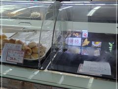面包甜点陈列柜-闻酥园(大慈寺店)
