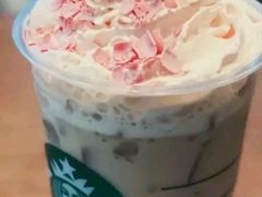 双杯热太妃榛果燕麦拿铁-星巴克(南京大世界店)