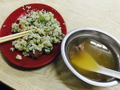 -舒蔡记生煎菜饭(云南中路店)