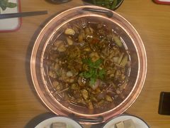 -虾弄弄海派小龙虾·牛羊蝎子火锅