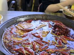 -黄潇洒老火锅(九眼桥宏济巷店)