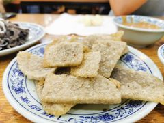 老北京炸灌肠-门框胡同百年卤煮(新街口店)