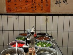 -黔有有贵州酸汤夺夺粉火锅(五味十字店)