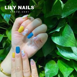 -LILY NAILS美甲美睫