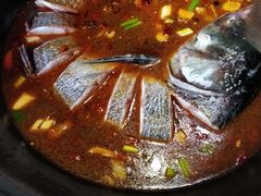 水库胖头鱼-大鹅岛灶台鱼·铁锅炖(水库路店)