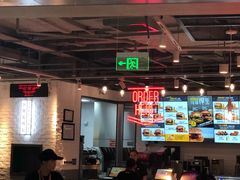 大堂-卡乐星(浦东机场店)