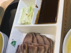 -李连贵熏肉大饼(金隅嘉品Mall店)