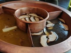 佤家鲜辣滋补三味锅-滇釜火锅·能喝汤的火锅(车公庄店)