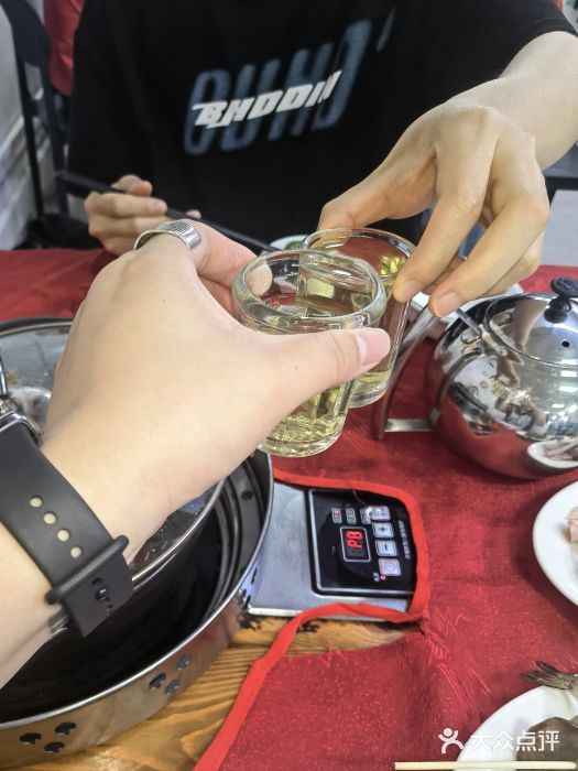 花苑美食横琴生蚝火锅(拱北粤华路店)图片