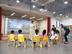 -瑞丁熊原版阅读(大华校区)