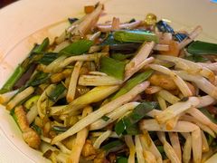 -魏铭鱼头捞饭(晋阳路店)