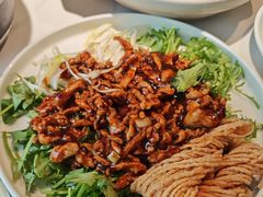 京酱肉丝-小桃红·东北菜·春饼烤鸭(南阳湖街店)