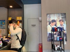 -luckincoffee瑞幸咖啡(香港名店街店)