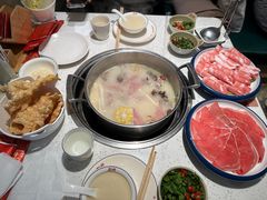 -三人行骨头王火锅(长寿店)