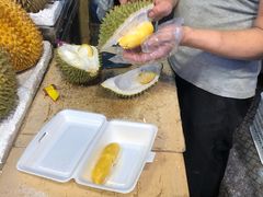 -油麻地果栏