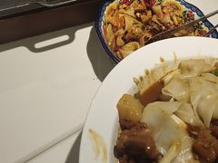 -西域胡氏大盘鸡(新华胡杨风店)