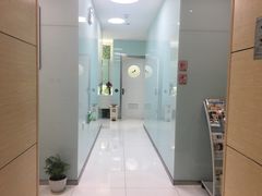 -岳辰齿科(浦东长泰店)