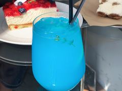 -洪小鹏生活美学馆(领SHOW天地店)