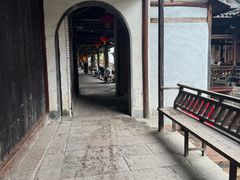-丝绸小镇荻港古村