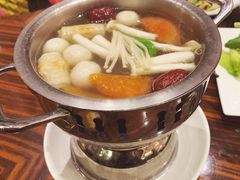 -君来湖滨饭店·玫瑰园