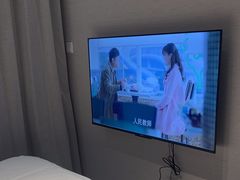 -格派影音酒店(岗厦地铁站店)