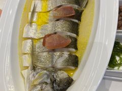 -万龙洲海鲜(大兴绿地缤纷城店)