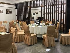 大堂-鑫悦楼煎蟹·16年海鲜大排档