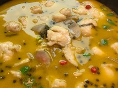 -有红鸡毛店·川菜(建设路店)