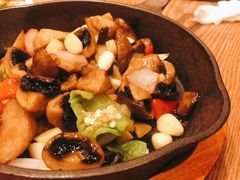 包烧野生牛肝菌-云海肴云南菜(正大广场店)