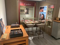 -目艮眼镜SHOWROOM(品牌集合店)