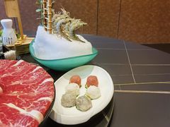 -鼎泰亨·海鲜牛肉餐厅(滨江店)