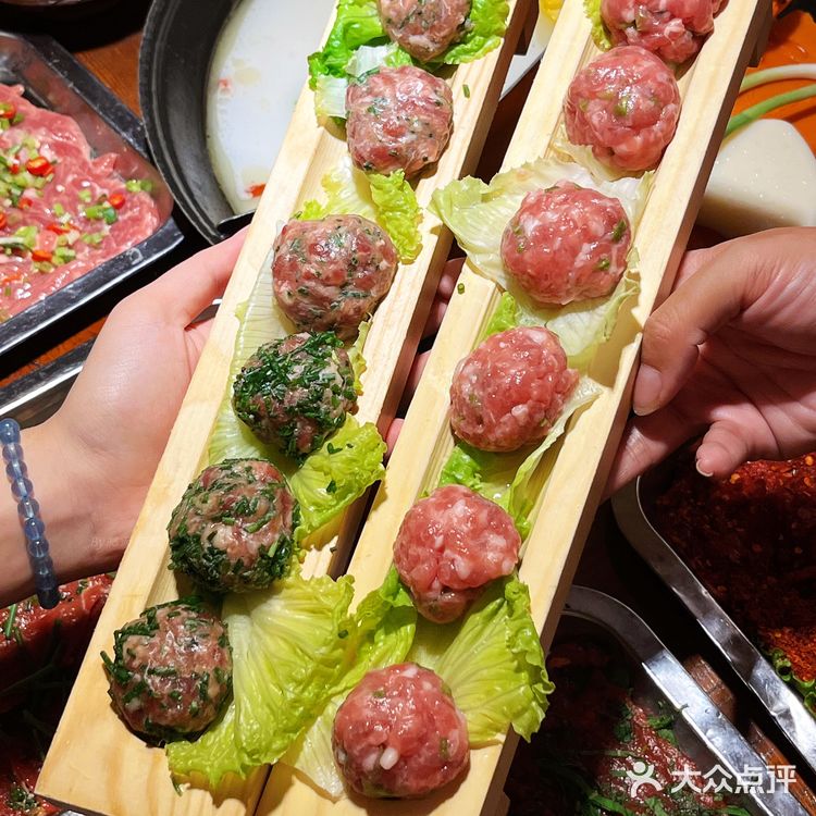 居民楼里的火锅神店!笨姐这波直接🔒死