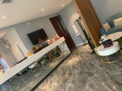 -潮店·溯美日式轻奢美睫馆