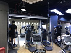-一兆韦德健身(张杨路店)