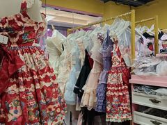 -甜镜物语 LOLITA·汉服·JK制服三坑生活馆(滨江道店)